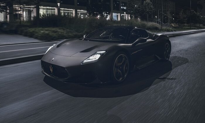Maserati, gecenin gizeminden ilham alan MC20 Notte’yi tanıttı