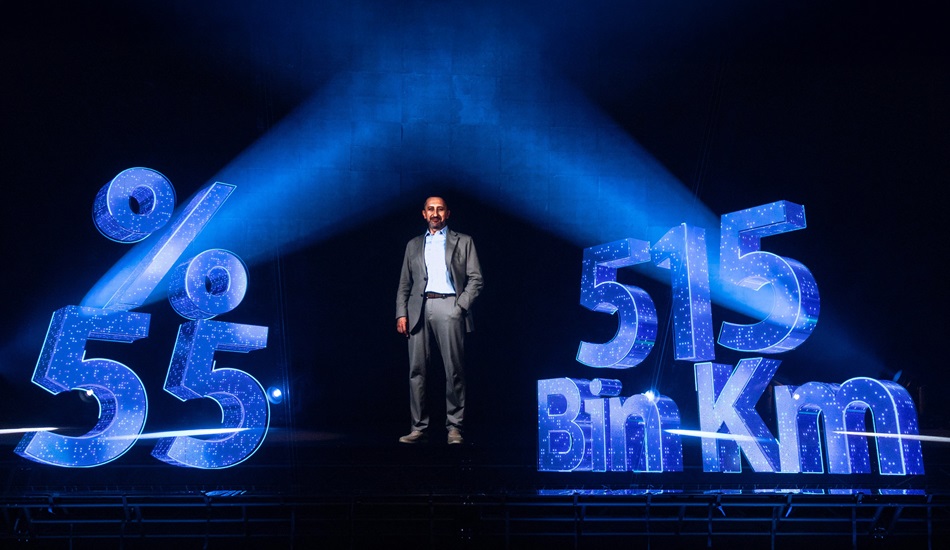 Türk Telekom bir ilke imza attı: 5G hologram ile canlı basın toplantısı