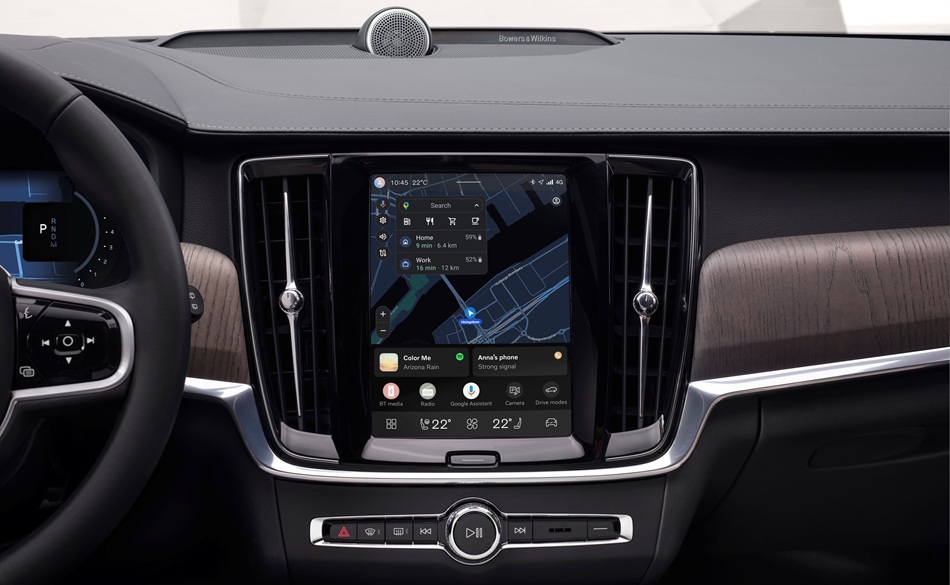 Volvo Cars tarihinin en büyük kablosuz yazılım güncellemesini başlattı: Kapsamlı kullanıcı deneyimi yenileniyor