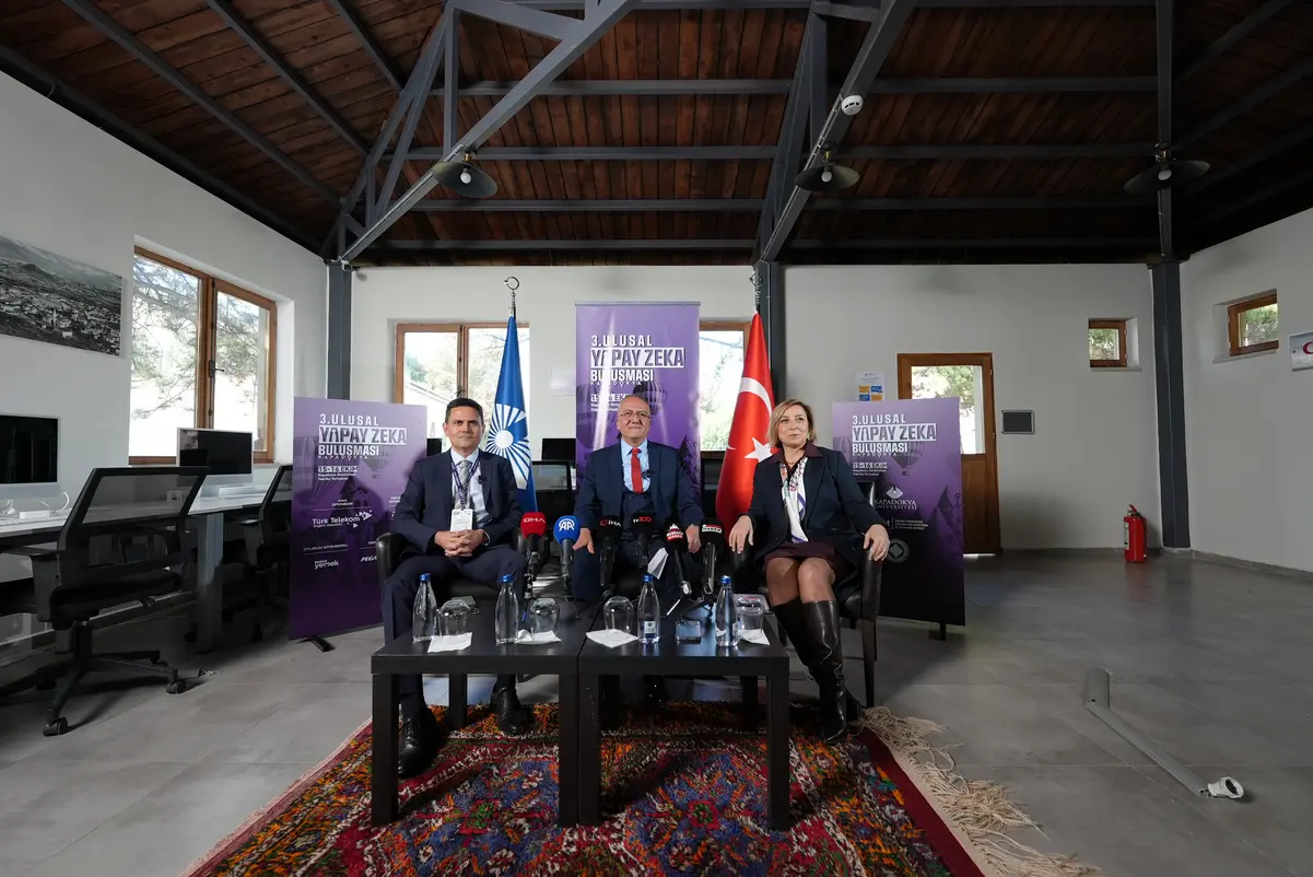 Kapadokya Üniversitesi Yapay Zekâda Risklere Dikkat Çekti